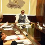 कार्य के लिए जिले से बाहर जाने वाली बच्चियों का रिकॉर्ड रखने का सिस्टम बनाएँ