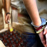 सैलाना पुलिस ने अलग अलग  चेकिंग प्वाइंट लगाकर भारी मात्रा में अवैध शराब जब्त की-