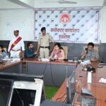 रतलाम/कलेक्टर श्रीमती मिशा सिंह ने जनसुनवाई में 181 आवेदनों की सुनवाई की
