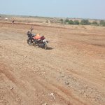 धामनोद के लिए खुशखबर,                                                देर आए दुरूस्त आए,     धामनोद में खेल मैदान का समतलीकरण का कार्य शुरु