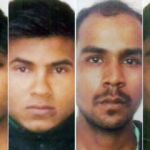 निर्भया के मुज़रिमों को घरवालों से मिलने का आख़िरी मौका  निर्भया केस में कसूरवार ठहराए गए अपराधियों को अपने परिवारवालों से मिलने का आख़िरी मौका दिया गया है.