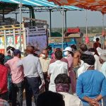 अपर कलेक्टर ने उपार्जन केन्द्र धामनोद का जायजा लेकर व्यवस्थाओं में सुधार के लिए संबंधितों को निर्देशित किया-