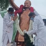 सैलाना: मालवा के गांधी की आदमकद प्रतिमा का अनावरण दो पूर्व मुख्यमंत्रियों ने किया-