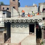 मौत के सौदागर जिंझर के व्यापारी ‘शंकर कहार’ का गुलमोहर कॉलोनी में नवनिर्मित अवैध मकान तोड़ा-