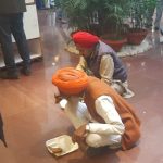 हम अपना खाना साथ लाए हैं”, बैठक में किसानों ने सरकार का लंच ठुकराया