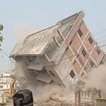 बाहुबली मुख्तार के करीबी गणेश दत्‍त की 6 मंजिला बिल्डिंग पर चला बुलडोजर, जमींदोज-