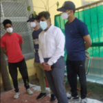 पुलिस की नौकरी से वक्त निकाल डाक्टर बन जाते हैं एसपी, कोरोना मरीजों का कर रहे इलाज-