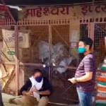 दुकानदार ने तहसीदार से उलझने की कोशिश की, दुकान  सील-