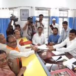 MP: सिर्फ चुनाव लड़ने नहीं राज्य को बदलने निकला हूं’, सीएम शिवराज सिंह चौहान ने बुधनी से भरा नामांकन