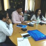 Ratlam:निर्वाचन व्यय प्रेक्षक ने जिला पंचायत सभाकक्ष एवं सैलाना में अभ्यर्थियों के व्यय लेखा अभिलेखों का परीक्षण किया