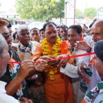 Ratlam:जनसम्पर्क के दौरान वीरेन्द्रसिंह को मिल रहा जनसमर्थन, रिंगनोद में हुआ चुनाव कार्यालय का शुभारंभ