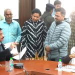 Ratlam:जनसुनवाई में आए 24 आवेदन निराकरण के लिए संबंधित विभागों को भेजे गए