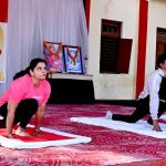 Ratlam:स्वामी विवेकानंदजी की जयंती युवा दिवस के अवसर पर सामूहिक सूर्य नमस्कार आयोजन हुआ