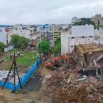 indore:जिला प्रशासन की बड़ी कार्यवाही, ग्रीन बेल्ट पर अवैध रूप से बन रहे तीन हॉस्टल भवनों को किया ध्वस्त