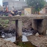 Ratlam:धामनोद में भ्रष्टाचार और घटिया निर्माण की भेंट चढ़ा 66 लाख रुपए की लागत की पुलिया और नाला निर्माण