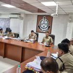 पुलिस अधीक्षक अमित कुमार ने जिले के सभी पुलिस अधिकारियों एवं थाना प्रभारियों के साथ की अपराध समीक्षा बैठक