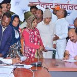 Ratlam:जिला स्तरीय जनसुनवाई में 41 आवेदनों पर निराकरण के लिए संबंधित विभागों को कलेक्टर द्वारा निर्देश जारी किए गए