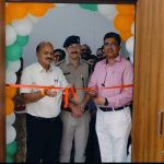 नये कलेक्टरोरेट परिसर में डाक विभाग ने शुरू किया आधार केंद्र, कलेक्टर श्री राजेश बाथम ने किया शुभारंभ