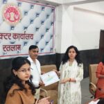 रतलाम/ स्व-गणना में सराहनीय कार्य के लिए कलेक्टर ने प्रगणकों को किया सम्मानित