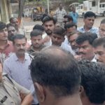 रतलाम/ सैलाना में सियासी घमासान, हादसों और धरने से गरमाया माहौल