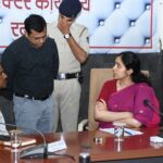 रतलाम/कलेक्टर श्रीमती मिशा सिंह ने जनसुनवाई में 99 आवेदनों की सुनवाई की